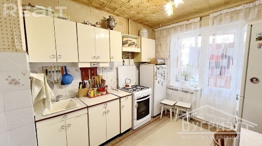 Трехкомнатная квартира, Луцкая ул. - 250112