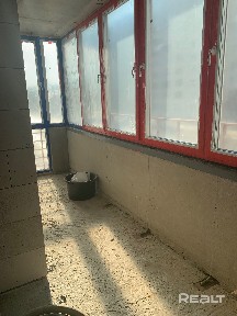 Продам 3-ку 102,9 кв. м. (по СНБ) в центре города по улице Волотовской. Чистая продажа.