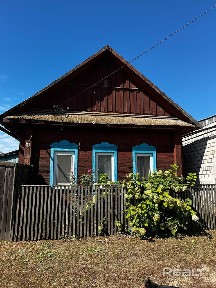Продается полдома в Жлобине - мебель в подарок, техника и ухоженный участок!