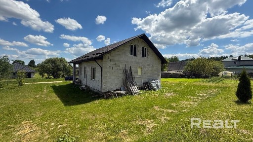 Недостроенный дом 68% в Полыковичах участок 25 соток