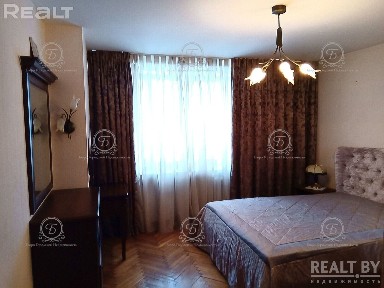 Полноценная трешка в Тихом центре Столицы!