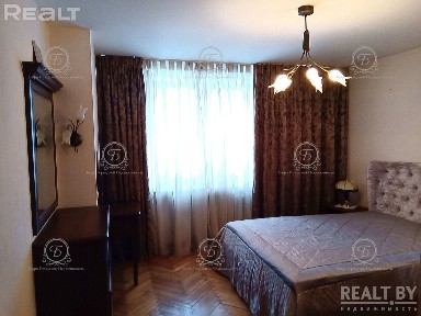 Полноценная трешка в Тихом центре Столицы!