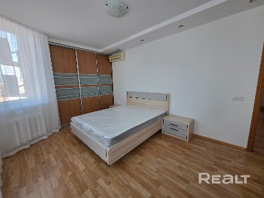 Снять 4-комнатную квартиру, г. Минск, просп. Машерова, 50
