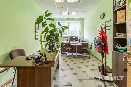 Продажа офиса 162,7 м² с арендаторами. 2-й этаж. Готовый бизнес.