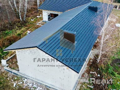 Лот 8324. Продажа коробки дома у леса в Мухавце