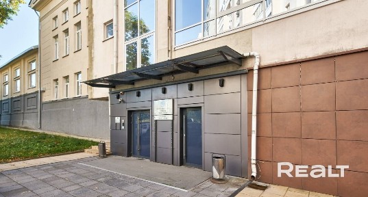 Продается офис 45.6м2 на ул. Сторожовская, дом 6