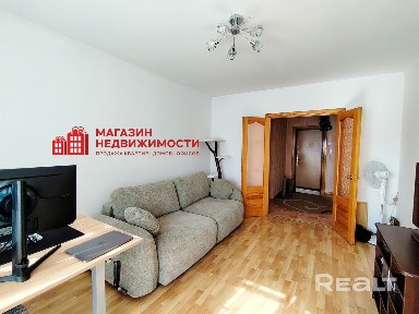 Двухкомнатная квартира на улице Кабяка, 10/4