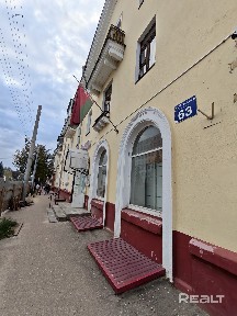 2 комнатная на Пролетарской площади с высокими потолками