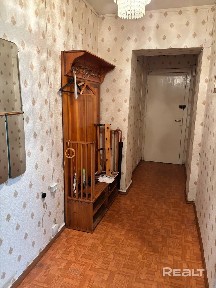 Продается 2-комнатная квартира.