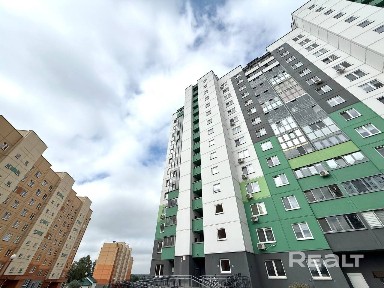 двухуровневая 2-комнатная вартира ул. Суворова д. 306