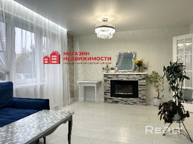 3-комнатная квартира рядом с Пышками на проспекте Строителей, 29А