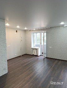 Продается 2-х комнатная квартира, ул. Тимофеенко д. 12