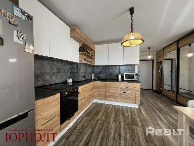 Лот. 42726 1-комнатная квартира, мкр. Центр
