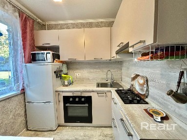 2- комнатная квартира пр-кт Строителей д. 10
