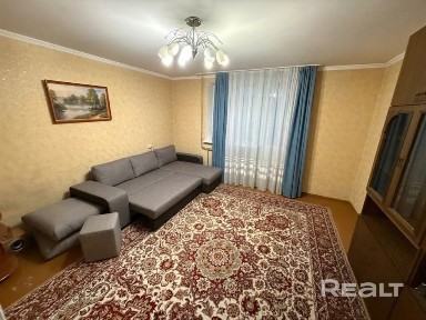 3-комн. квартира пер. Дзержинского 2-ой д. 11 (м-н Девятовка-3)