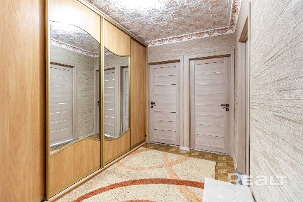 Продаётся 3-комнатная квартира в г. Минске нв ул. Чайлытко 22