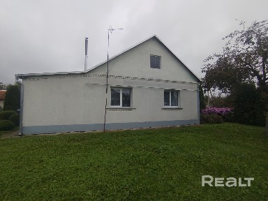 Дом со всеми коммуникациями, г. п. Радунь, 25 км. от Лиды.