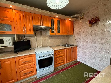 3-комнатная квартира ул. Дзержинского д. 115