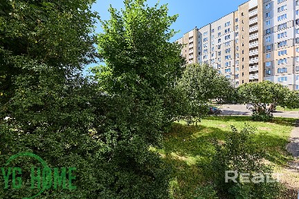 Однокомнатная квартира у метро Уручье.