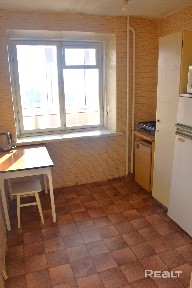 Продажа квартиры в центре сердца Зеленого Луга!