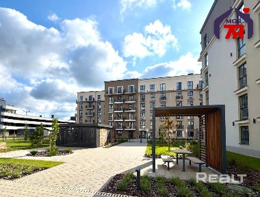 Отличная трехкомнатная квартира с новым евроремонтом в ЖК 