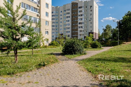 Продается стильная 3-комнатная квартира в Уручье