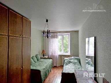 Продам 2-х квартиру. г. Минск, ул. Запорожская, 28