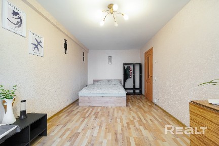 Продается 1-комнатная квартира по адресу г. Минск, ул. Богдановича, д. 78