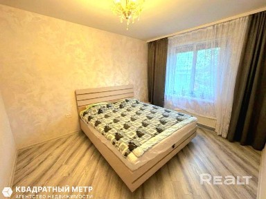 Продается 5-комнатная квартира по ул. Белецкого, 18