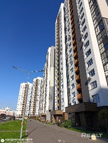 Продается просторная прекрасная 1-комнатная квартира по пр-ту Дзержинского, д. 92.