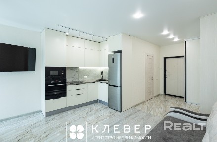 Продается стильная, уютная студия по адресу ул. Савицкого 22 (дом Бостон)
