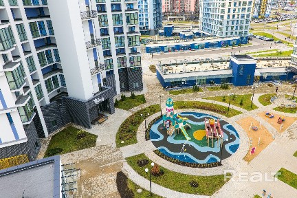 Квартира в доме «Штадт Парк», недалеко от метро, МФЦ, ТОЦ «Avia Mall».