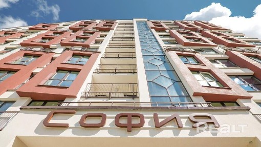 Квартира в доме «София», недалеко от метро, МФЦ, ТОЦ «Avia Mall».