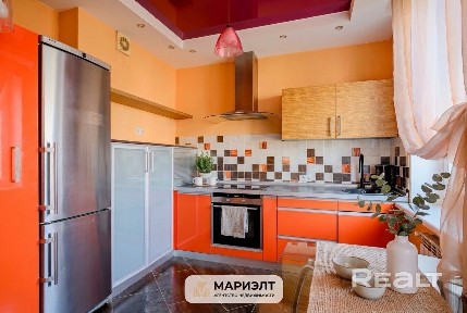 3-комнатная квартира с отличным ремонтом рядом с метро!