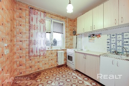 В продаже 1-комн квартира в Зеленом луге!