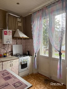 Внимание! Центр города! 1-комнатная квартира! (м. Академия Наук 500 м)