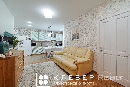 Трёхкомнатная квартира на Золотой горке, переулок Горный д. 8