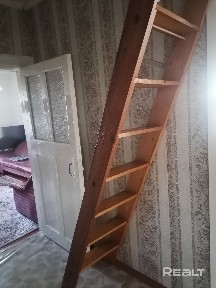 Продаётся 4-х комнатная квартира в блокированном доме в Московском районе