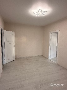 Уютная двухкомнатная квартира ул. К.Либнехта 133