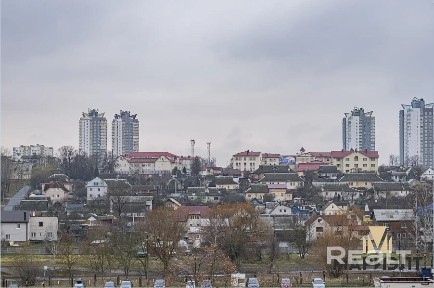 Продается 3-х комнатная квартира возое метро