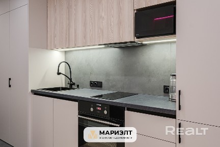 Продается квартира- студия с современным ремонтом
