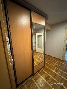 Сдам 2-х комнатную квартиру на длительный срок в центре!