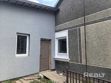 Продам квартиру в блокированном жилом доме.