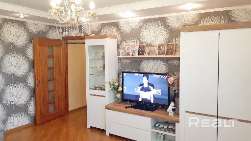 Двухкомнатная квартира, Брестских дивизий пер. - 240252