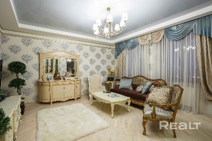 Элитная квартира с камином, джакузи и видом на центр Гродно