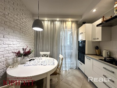 Лот. 73326 2-комнатная квартира, мкр. Юго-Запад